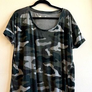 Military top for casual looks.